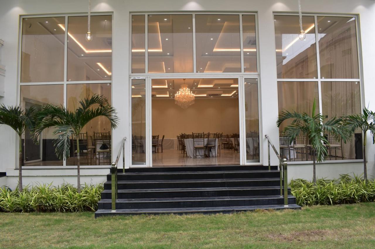 The White Lotus Hotel Gaya Exterior photo