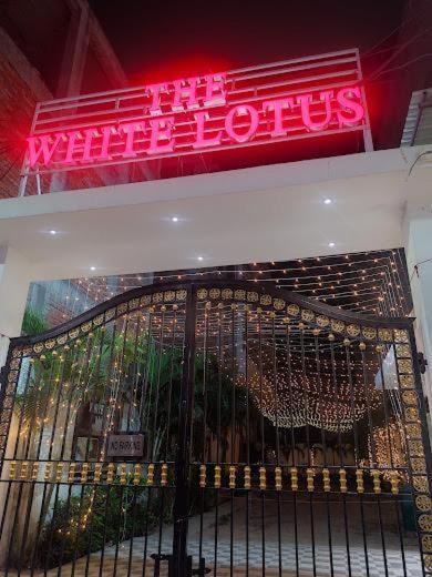 The White Lotus Hotel Gaya Exterior photo