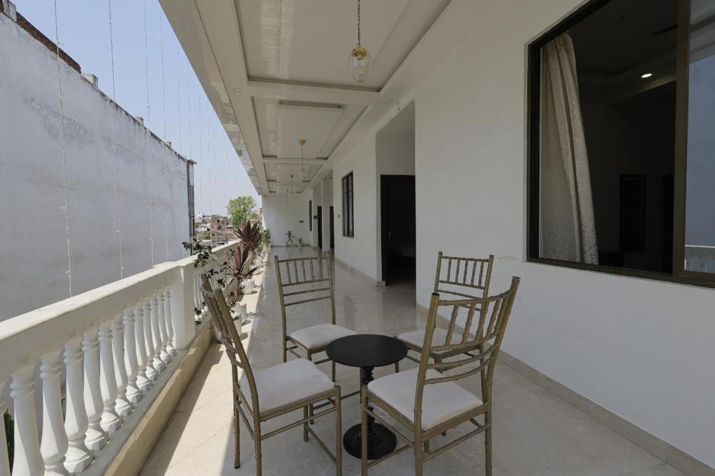 The White Lotus Hotel Gaya Exterior photo