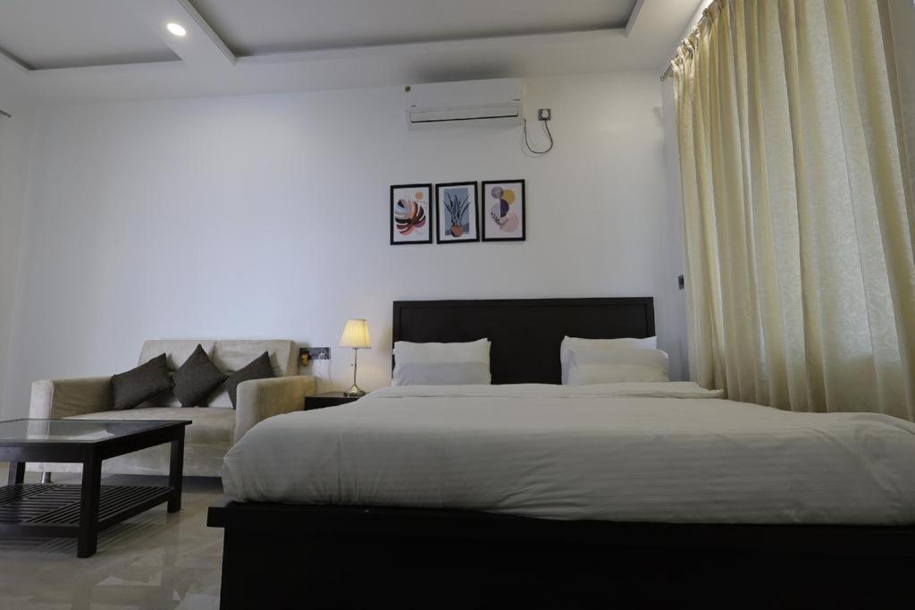 The White Lotus Hotel Gaya Exterior photo